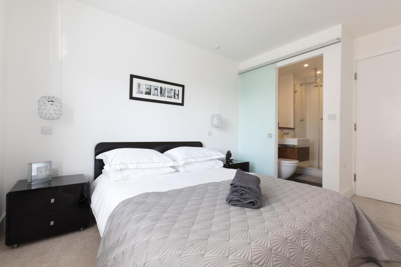 Luxury 2-Bed Flat Parking And Close To The Tube Londres Exterior foto